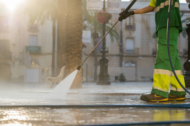 Best Pool Deck Cleaning  in Bismarck, MO